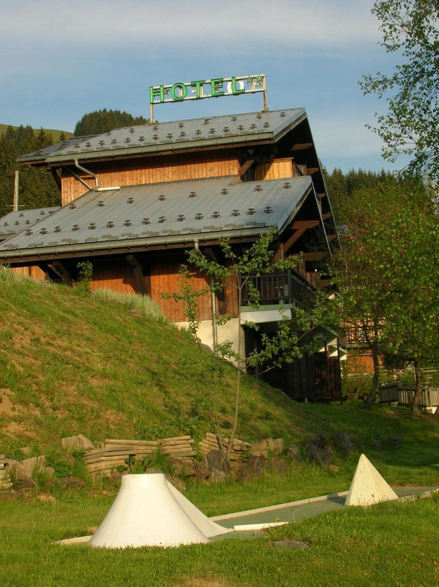 Hotel Le Tetras Нотр-Дам-де-Белькомб Экстерьер фото